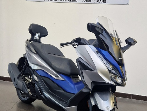 HONDA NSS FORZA 125 GRIS BLEU REVISE ET GARANTIE