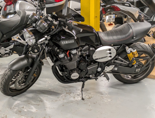 YAMAHA XJR 1300 RACER