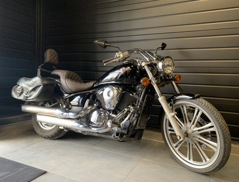 KAWASAKI VN 900 CUSTOM