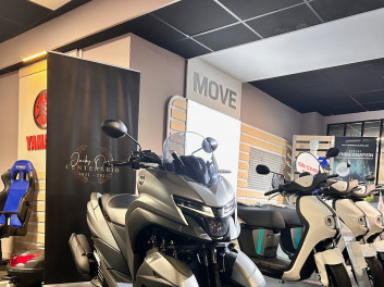 YAMAHA TRICITY 125 SWORD GREY