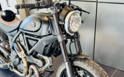 DUCATI SCRAMBLER 800 FULL THROTTLE DARK STEALTH