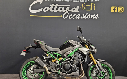 KAWASAKI Z900 SE DEMO BIKE 796 KMS SEULEMENT !