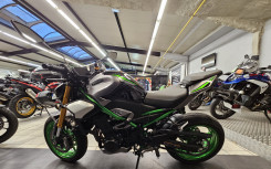 KAWASAKI Z900 SE DEMO BIKE 796 KMS SEULEMENT !