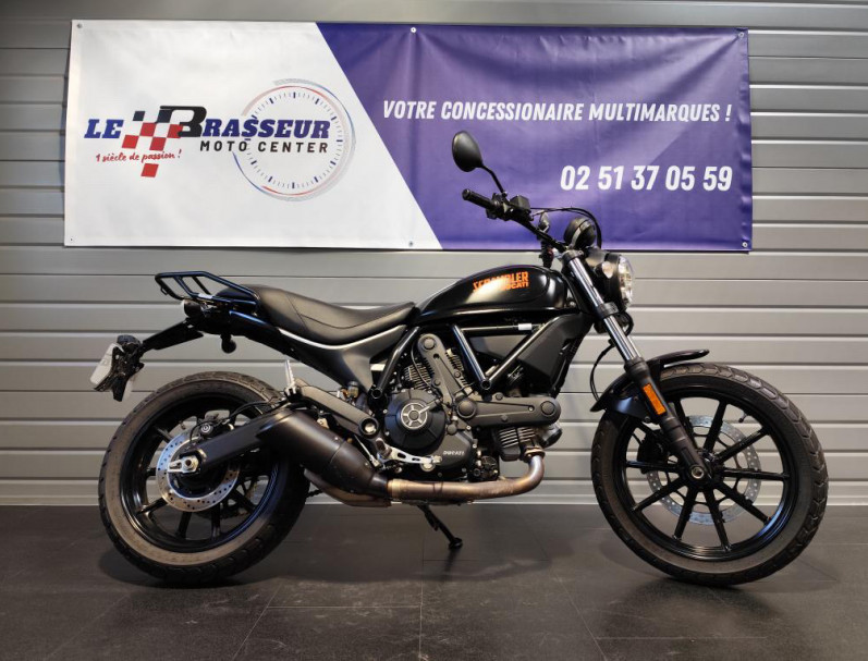DUCATI 400 Scrambler Sixty 2 #hastag