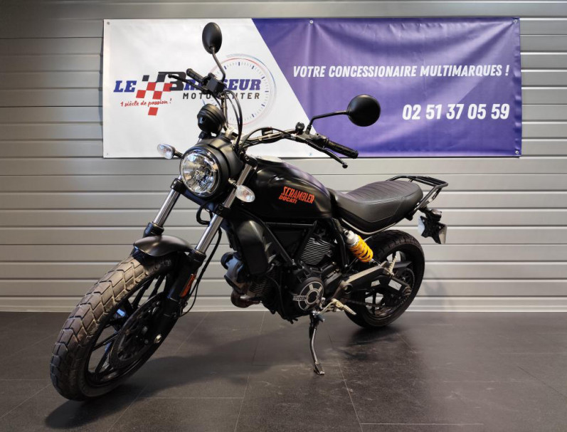 DUCATI 400 Scrambler Sixty 2 #hastag