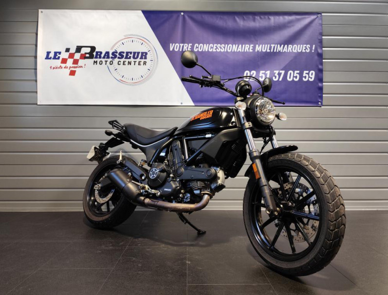 DUCATI 400 Scrambler Sixty 2 #hastag