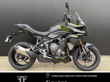 TRIUMPH TIGER 800