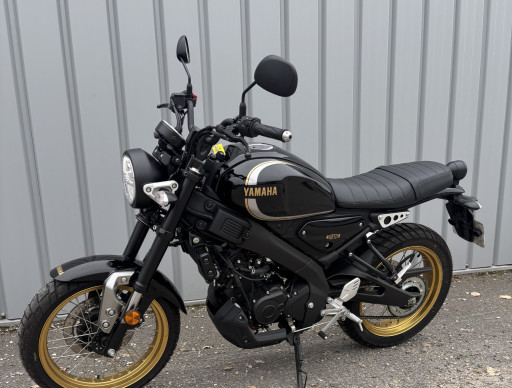 YAMAHA XSR 125 Legacy