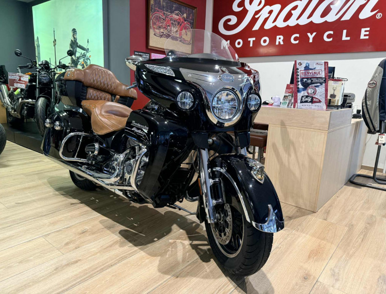 INDIAN ROADMASTER 1800