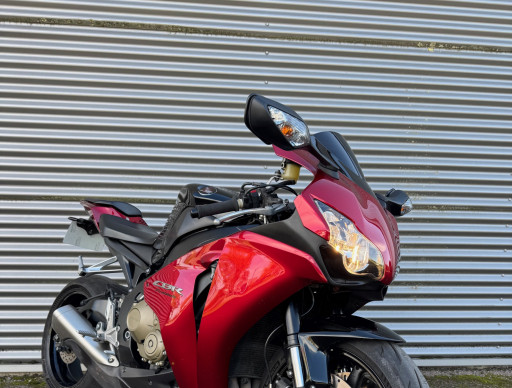 HONDA CBR 1000 RR