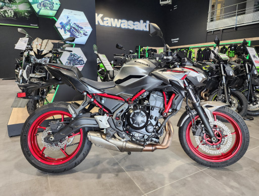 KAWASAKI Z650 Z 650 (47.5CV)
