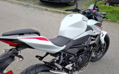 KAWASAKI Z400