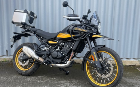 ROYAL ENFIELD HIMALAYAN 450 HANLE BLACK TUBELESS