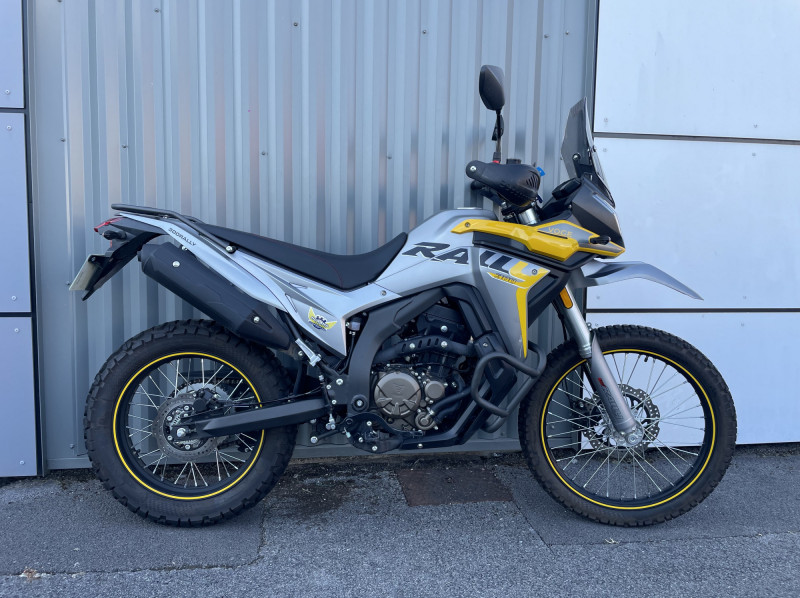 VOGE 300 RALLY FAIBLE KILOMETRAGE 