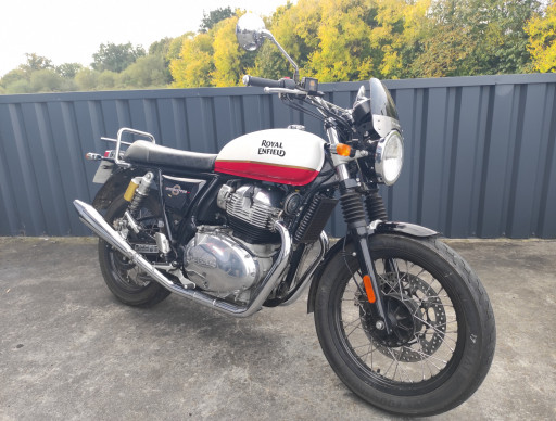 ROYAL ENFIELD INTERCEPTOR