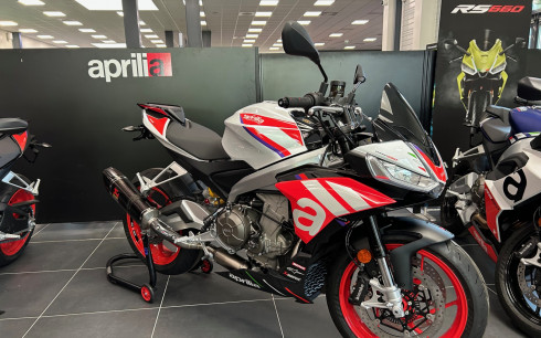 APRILIA TUONO 660 FACTORY Neuve / 0km