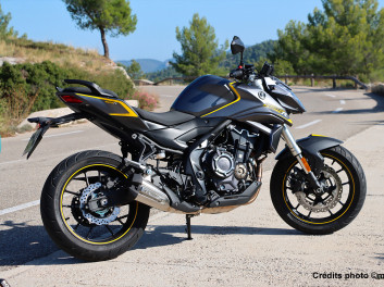 VOGE 525R