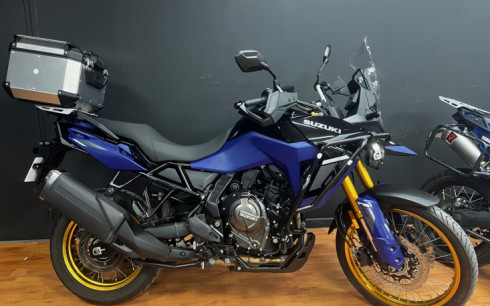 SUZUKI 800 DE