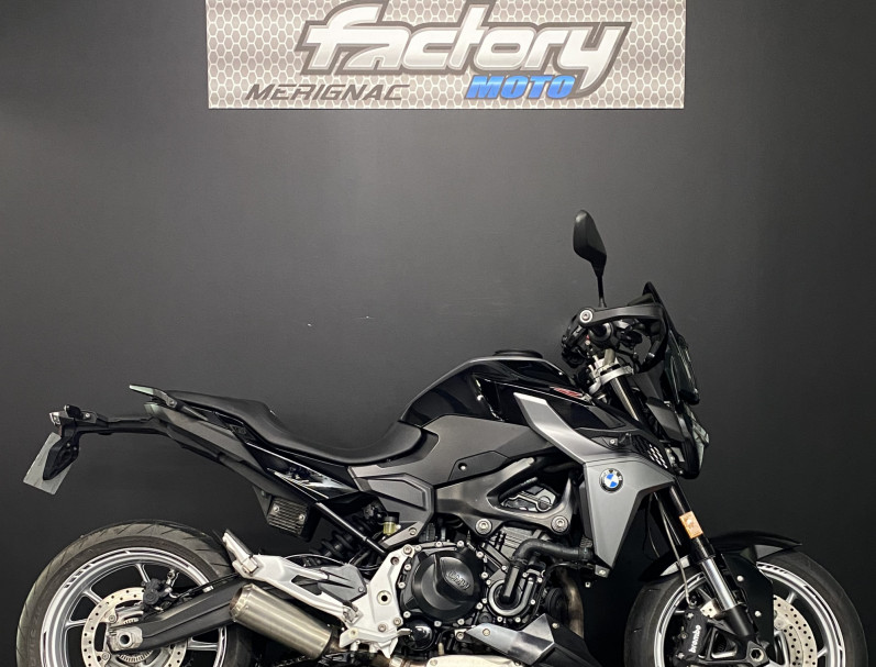 BMW F 900 R 