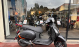 VESPA GTS SUPER SPORT