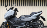 YAMAHA XP T-MAX 560 TECH MAX A2 AKRAPOVIC 