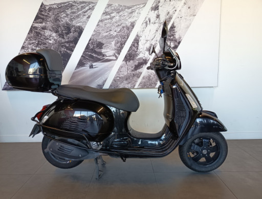 VESPA GTS 300 SUPER TECH HPE - 05/2021 - 25050 KMS