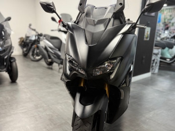 YAMAHA T-MAX 560 Tech Max