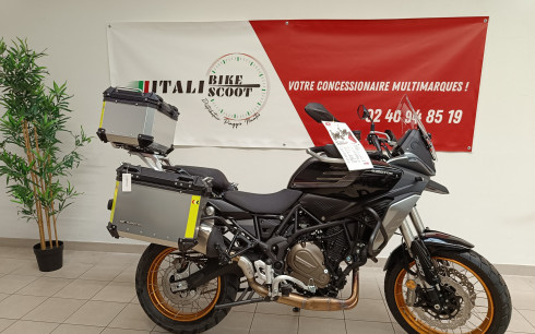 QJ MOTOR SRT 700 X TOURING
