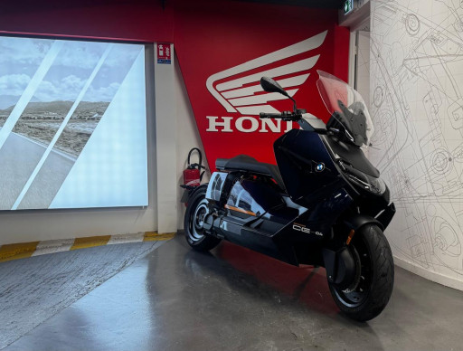 BMW CE 04 EQUIVALENT 400CM3 - 146€/MOIS*