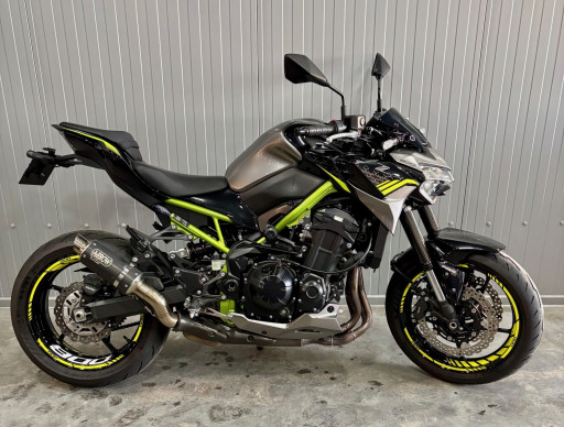 KAWASAKI Z 900
