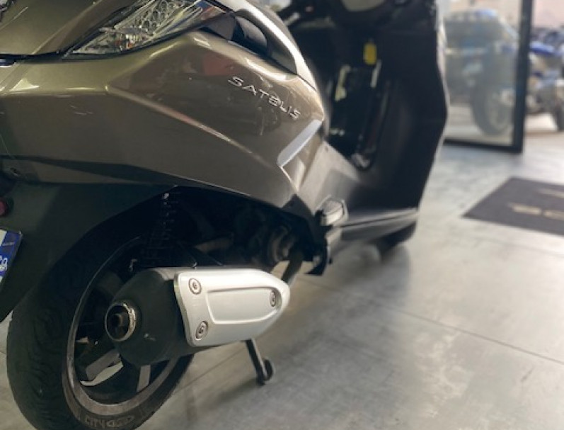 PEUGEOT SATELIS 300I