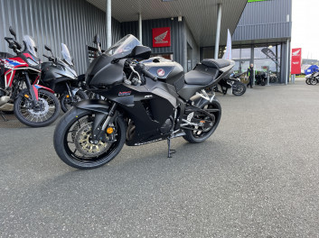 HONDA CBR 600 RR