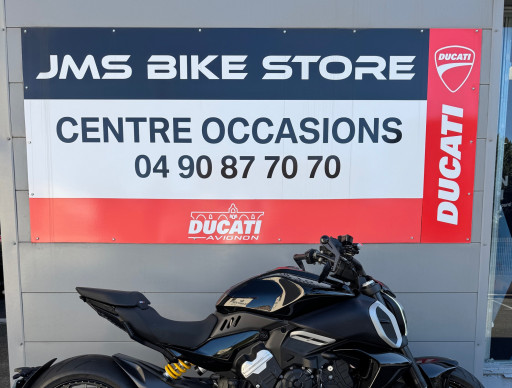 DUCATI DIAVEL V4 