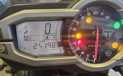 TRIUMPH TIGER 800 XCX