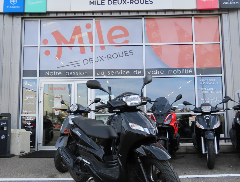 PEUGEOT KISBEE M / TWEET - 125CC - Garantie 04/2025