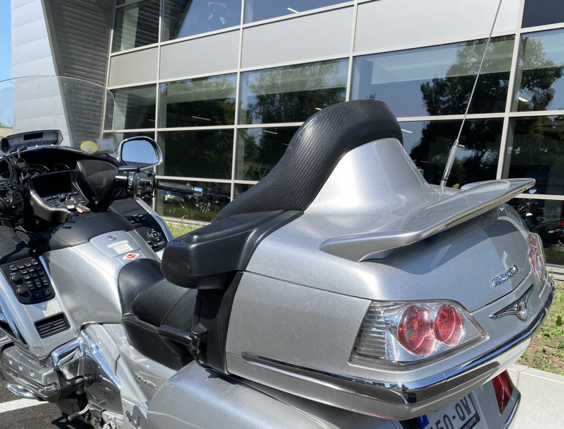 HONDA GL 1800 GOLDWING AIR BAG GPS
