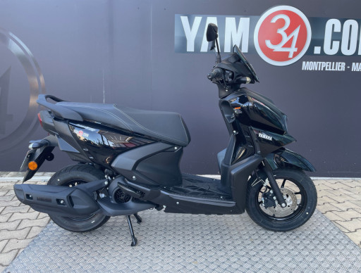YAMAHA RayZR 125