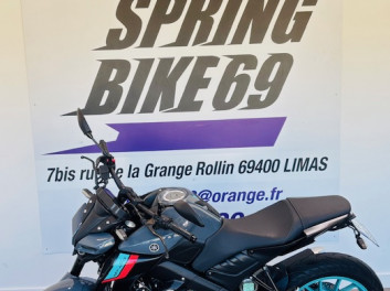 YAMAHA MT-125