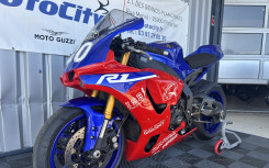 YAMAHA YZF 1000 R1