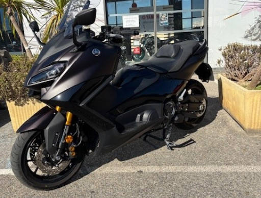 YAMAHA XP T-MAX 560 TECH MAX