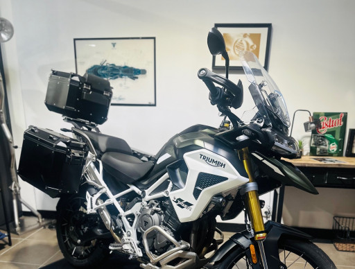 TRIUMPH TIGER 1200 RALLY PRO