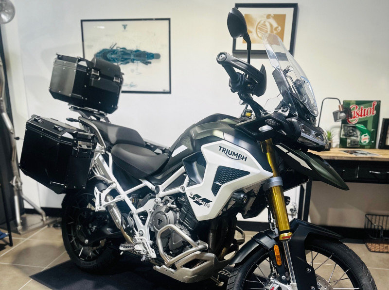 TRIUMPH TIGER 1200 RALLY PRO
