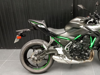 KAWASAKI Z650 - Z650
