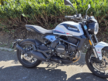 MOTO MORINI SEIEMMEZZO A2 OU A3  STR 650 MOTORS 54