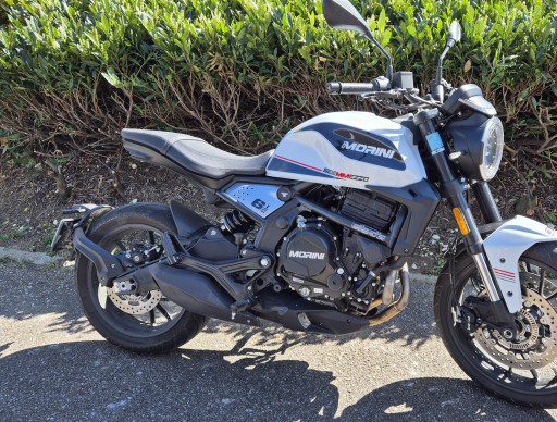 MOTO MORINI SEIEMMEZZO A2 OU A3  STR 650 MOTORS 54