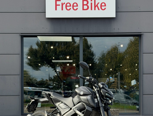 YAMAHA MT-125 ABS