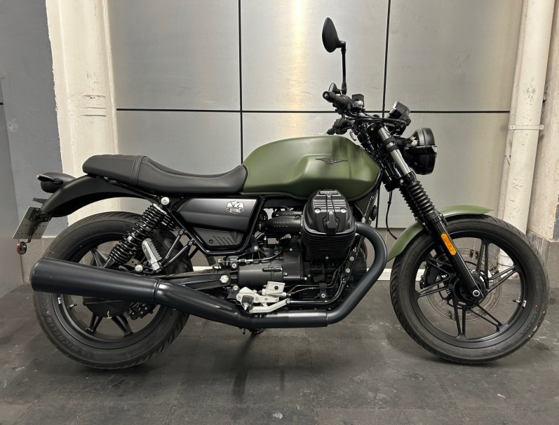 MOTO GUZZI V7 STONE