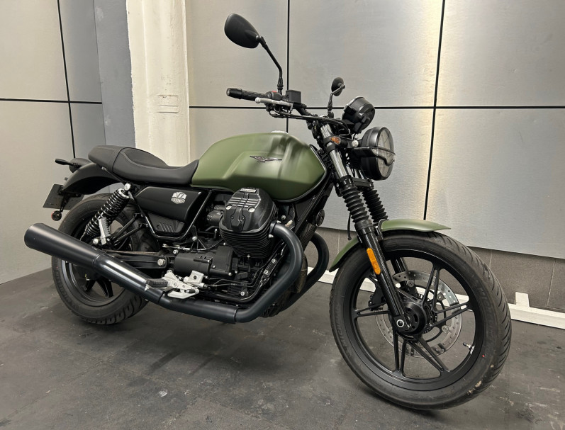 MOTO GUZZI V7 STONE