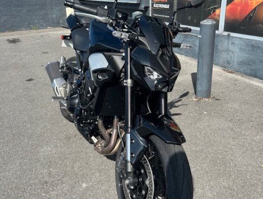 KAWASAKI Z 900