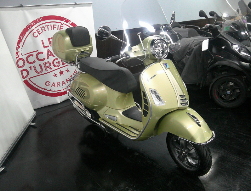 VESPA GTS 125 ABS 2021 EDITION 75TH 2193KM